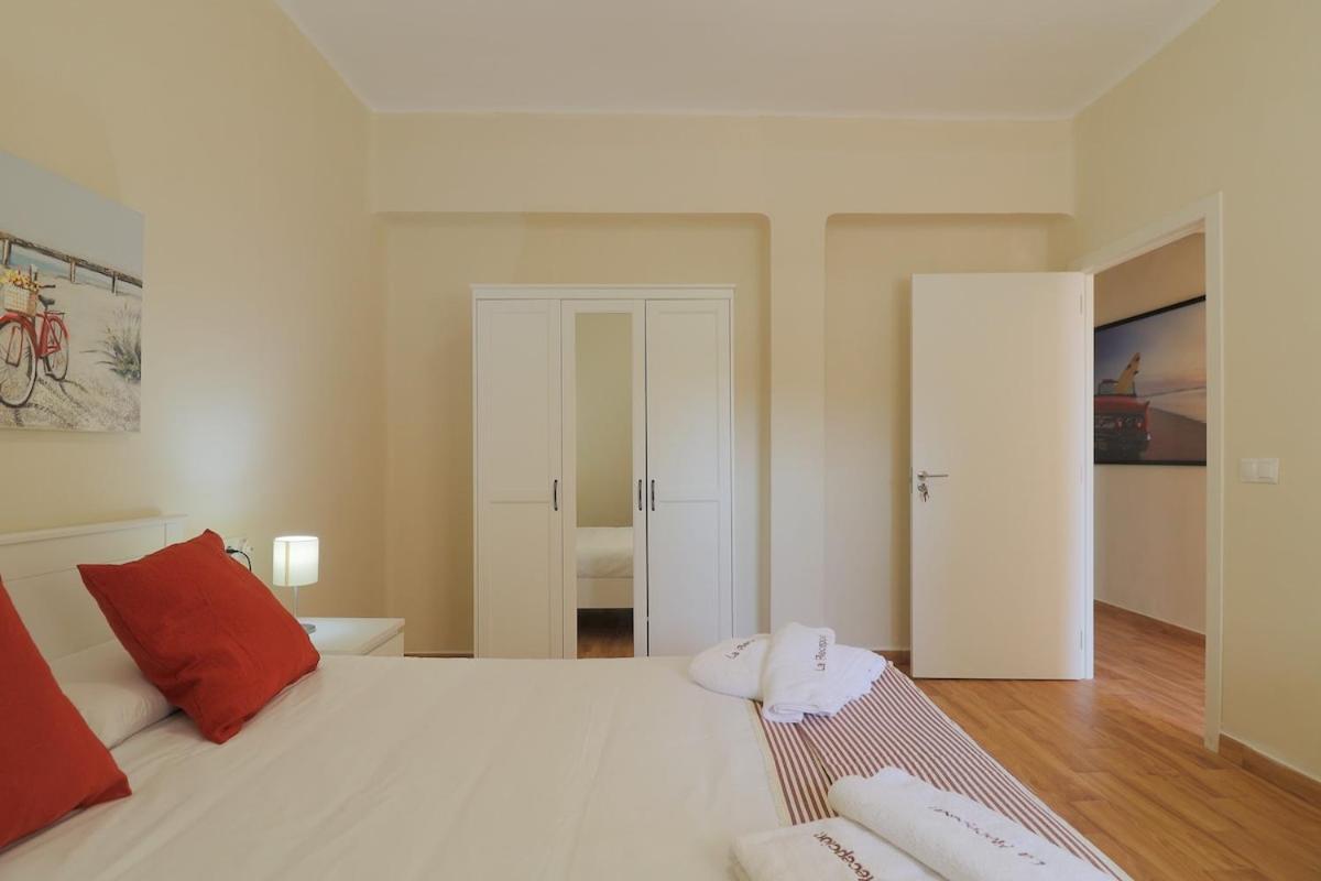 C102 - Huge And Stylish 5 Bedroom By The Center Málaga Eksteriør billede
